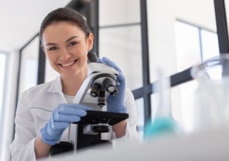 Estudiante de Medac de Química